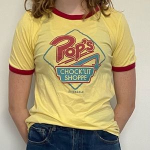 Riverdale yellow Graphic tee - Medium